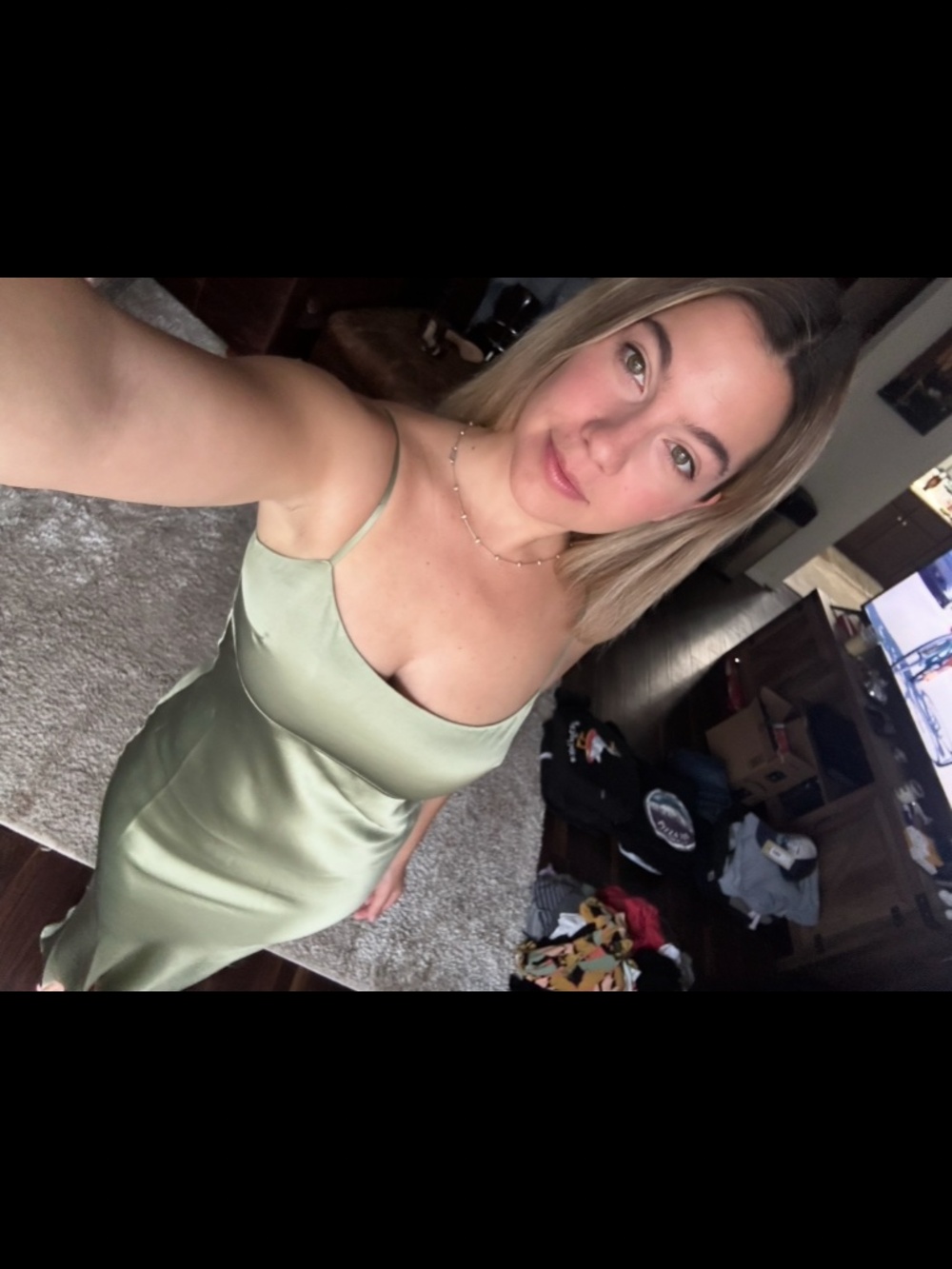 Dress - Picture 5 of 7
